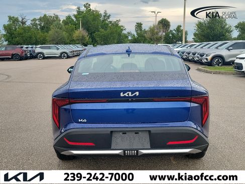 New 2026 Kia K4 FWD image 5