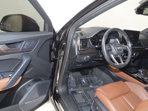 Used 2023 Audi Q5 2.0T Prestige w/ Prestige Package AWD/4WD image 48
