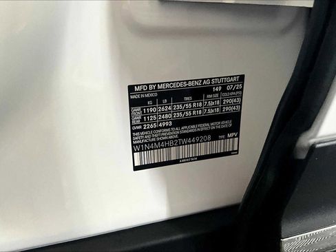 New 2026 Mercedes-Benz GLB 250 4MATIC image 13