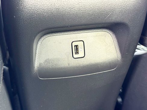 Used 2023 Nissan Sentra SR w/ SR Premium Package image 21