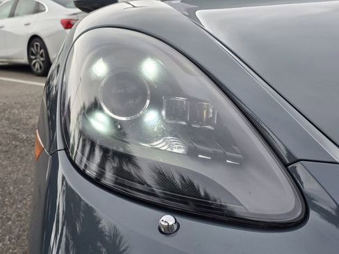 Used 2017 Porsche 718 Cayman Base image 12