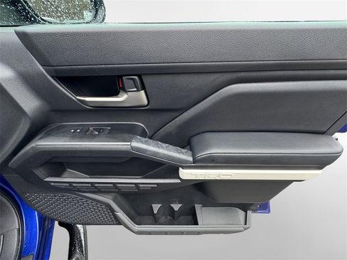 Used 2024 Toyota Tacoma TRD Off-Road image 31