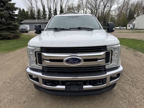 Used 2017 Ford F350 XLT w/ XLT Value Package AWD/4WD image 3