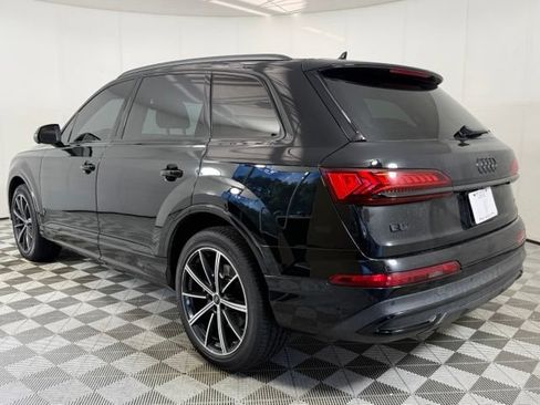 Used 2023 Audi Q7 3.0T Premium Plus AWD/4WD image 4