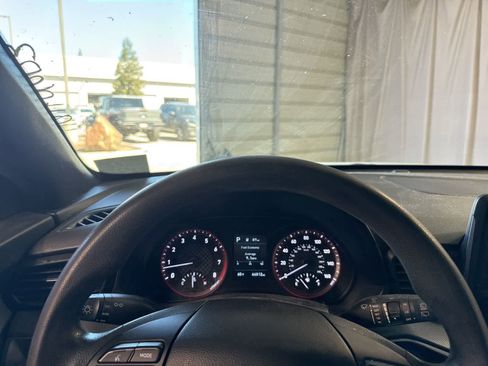 Used 2019 Hyundai Veloster 2.0 image 22
