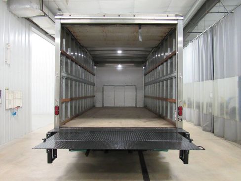 Used 2024 Ford E-350 and Econoline 350 Super Duty w/ Power Windows & Locks Group image 19