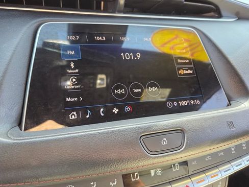 Used 2021 Cadillac XT4 Sport FWD image 26