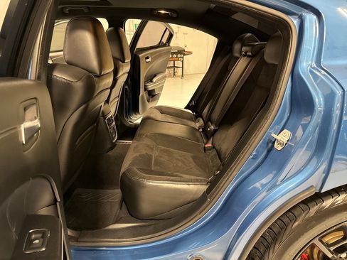 Used 2020 Dodge Charger Scat Pack w/ Dynamics Package RWD image 34