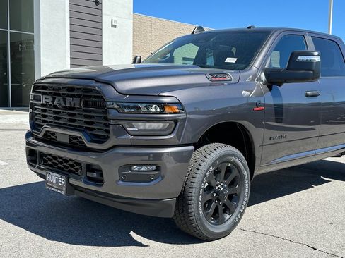 New 2026 RAM 2500 Big Horn AWD/4WD image 3