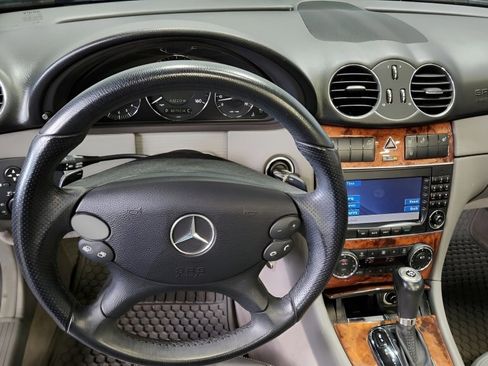 Used 2007 Mercedes-Benz CLK 550 Cabriolet image 30
