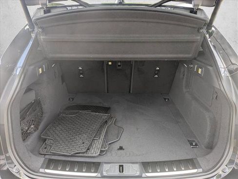 Used 2026 Jaguar F-PACE R-Dynamic S image 6