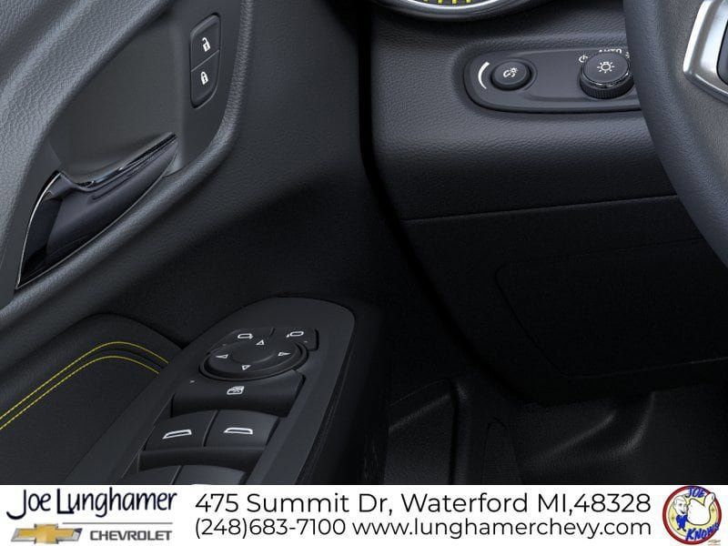 New 2026 Chevrolet Trax LT w/ Driver Confidence Package FWD image 24