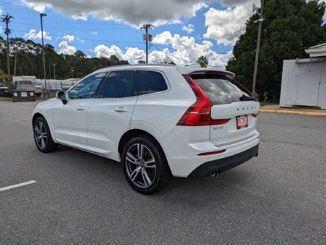 Used 2020 Volvo XC60 T5 Momentum w/ Protection Package Premier FWD image 7