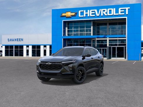 New 2026 Chevrolet Trax LT FWD image 8