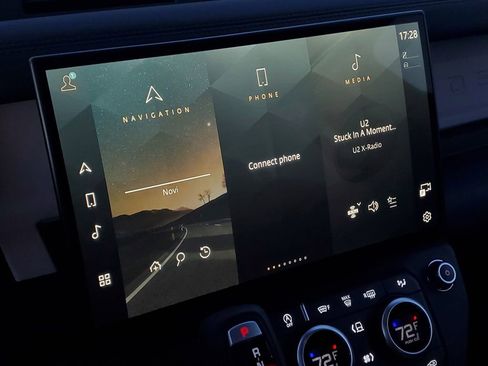 Used 2026 Land Rover Defender 110 X-Dynamic SE image 24