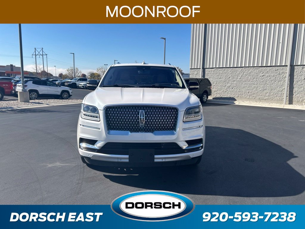 Used 2018 Lincoln Navigator Reserve w/ Technology Package AWD/4WD image 2