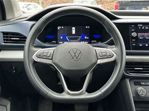 Used 2022 Volkswagen Taos SE image 7