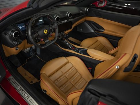 Used 2023 Ferrari Portofino M image 35