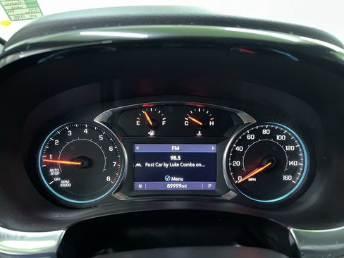 Used 2023 Chevrolet Traverse LT AWD/4WD image 19