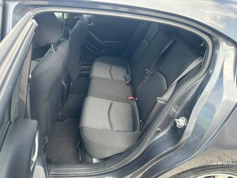 Used 2016 MAZDA MAZDA3 i Sport FWD image 22