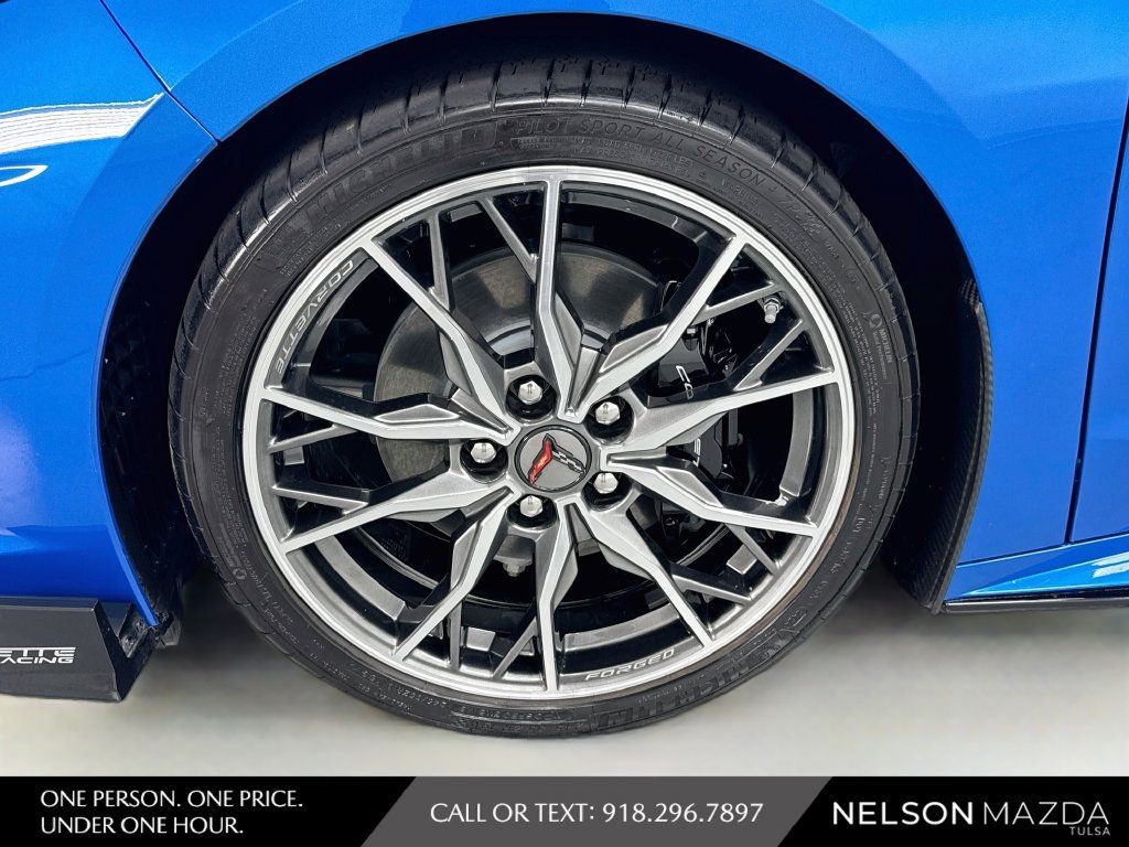 Used 2024 Chevrolet Corvette Stingray Preferred Cpe w/ 2LT RWD image 12