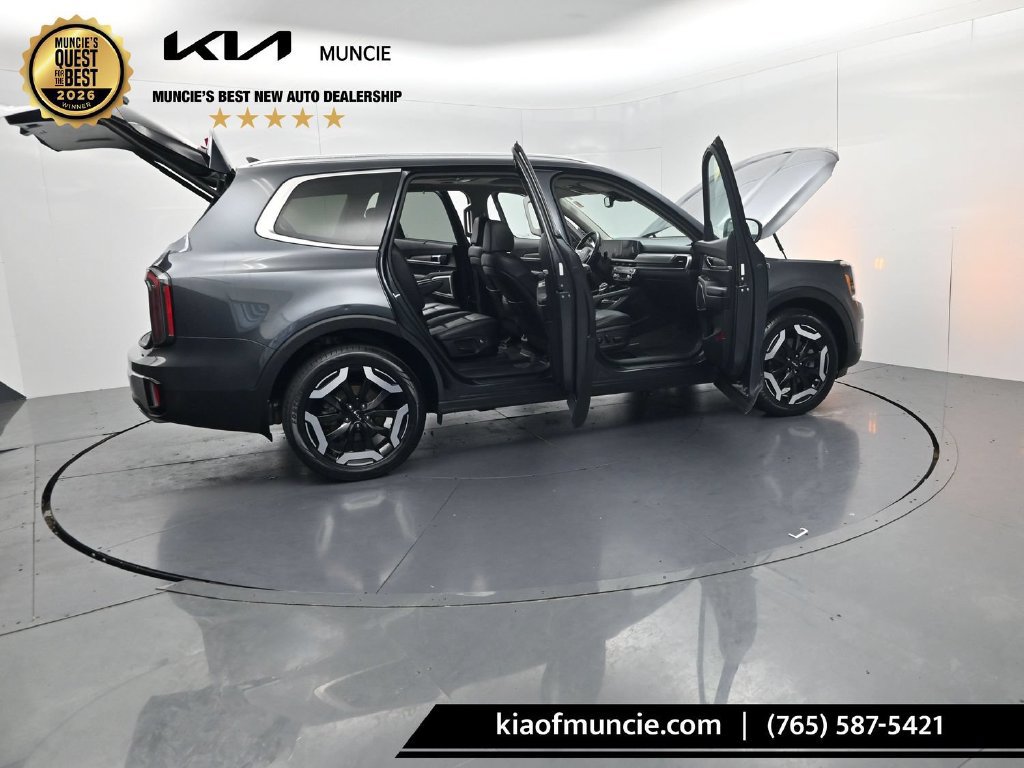 Used 2024 Kia Telluride EX w/ EX Captain's Chair Package AWD/4WD image 60