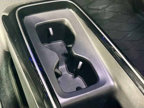 Certified 2024 Volkswagen ID.4 2WD image 16