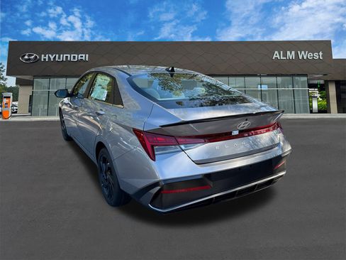 New 2026 Hyundai Elantra SEL Sport Premium FWD image 8