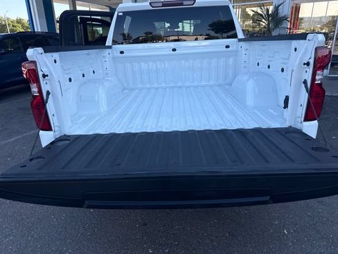 Certified 2023 Chevrolet Silverado 1500 LT AWD/4WD image 22