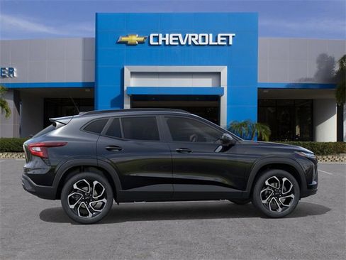 New 2025 Chevrolet Trax RS w/ Driver Confidence Package image 6