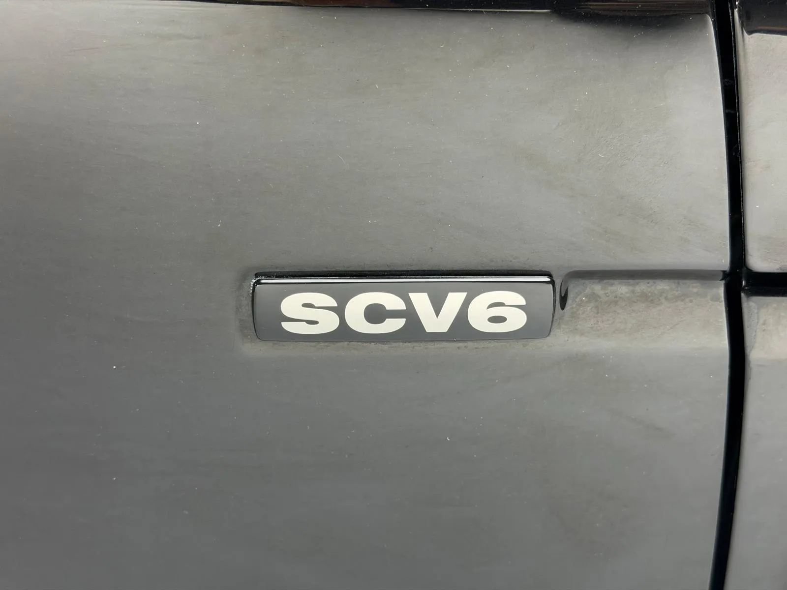 Used 2015 Land Rover LR4 HSE AWD/4WD image 9