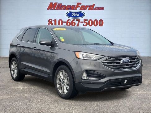 Used 2022 Ford Edge Titanium AWD/4WD image 2