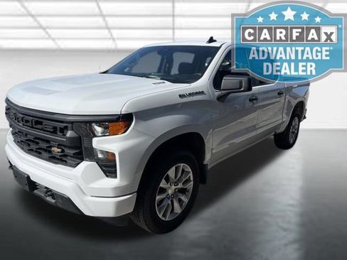 Used 2026 Chevrolet Silverado 1500 Custom RWD image 2