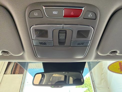 Used 2024 Kia Telluride EX w/ EX Captain's Chair Package FWD image 56