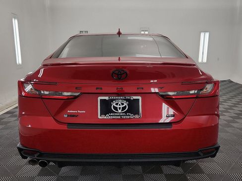 Used 2025 Toyota Camry SE w/ Convenience Package image 23