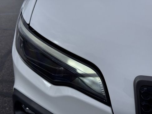 Used 2022 Jeep Cherokee Trailhawk w/ Sound & Nav Group image 4