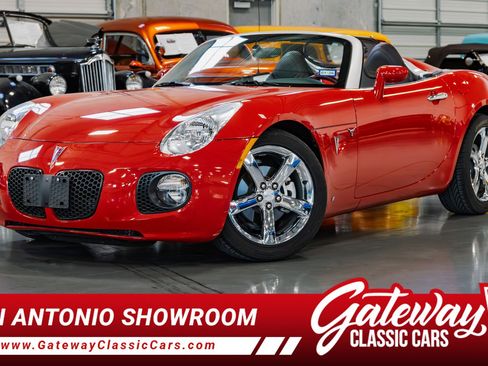 Used 2007 Pontiac Solstice GXP w/ Premium Package image 1