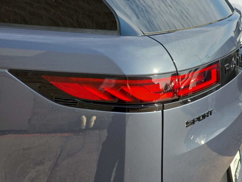 New 2026 Land Rover Range Rover Sport SE AWD/4WD image 23