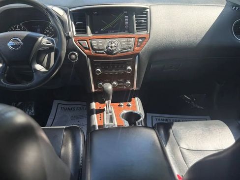Used 2017 Nissan Pathfinder Platinum w/ Cargo Package AWD/4WD image 16