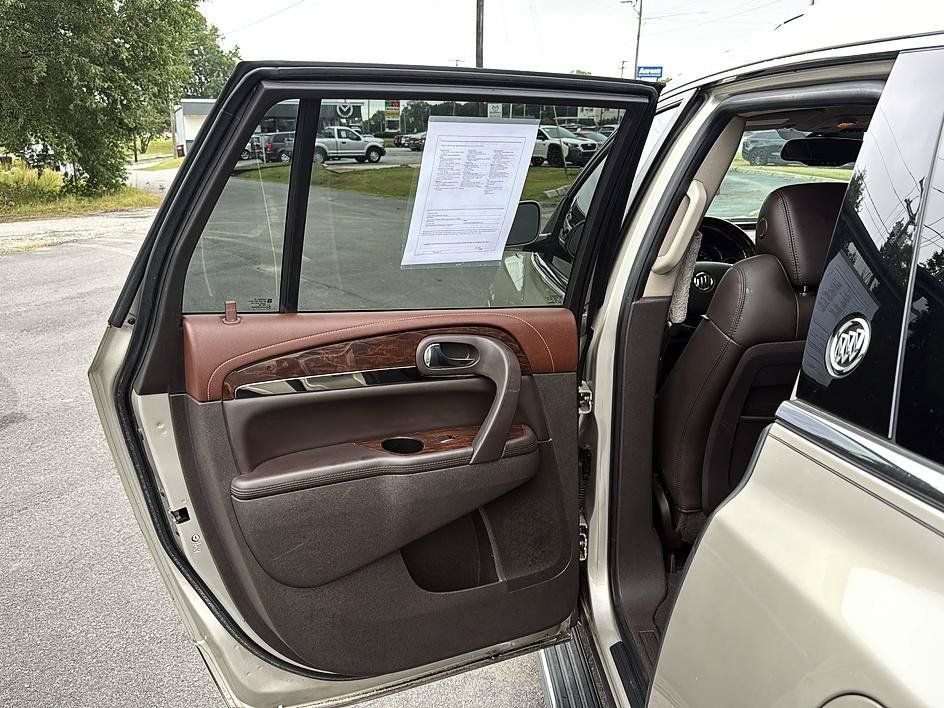 Used 2014 Buick Enclave Leather FWD image 29