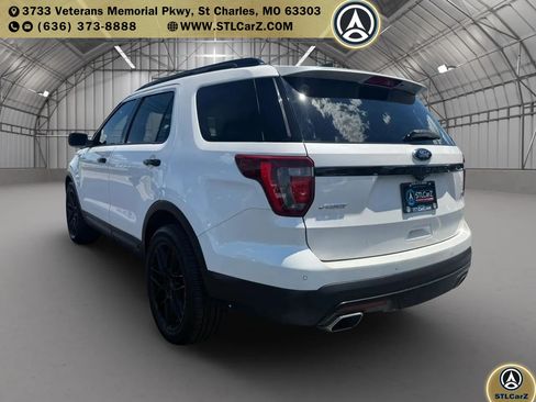 Used 2017 Ford Explorer Sport w/ Equipment Group 401A AWD/4WD image 5