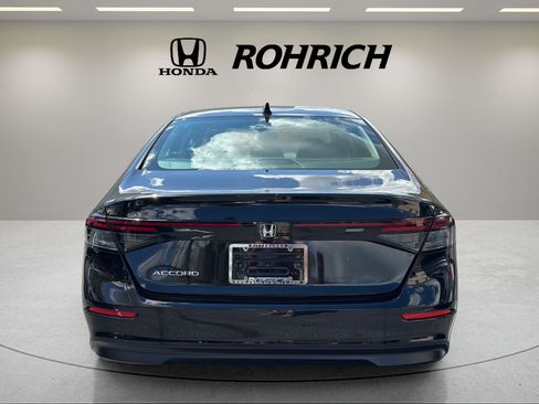 Used 2023 Honda Accord LX image 7