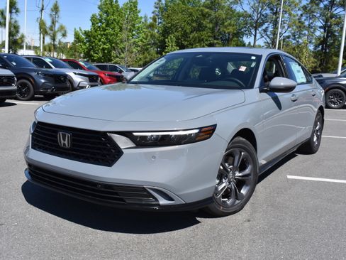 New 2026 Honda Accord EX-L image 5