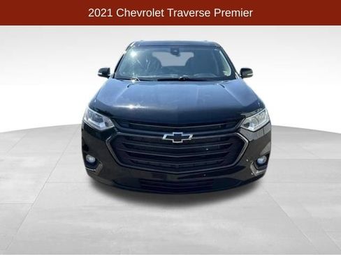 Used 2021 Chevrolet Traverse Premier w/ Redline Edition AWD/4WD image 2