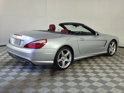 Used 2013 Mercedes-Benz SL 550 image 31