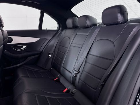 Used 2018 Mercedes-Benz C 300 Sedan image 8