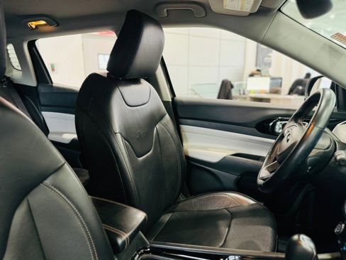 Used 2022 Jeep Compass Limited w/ Elite Group image 22