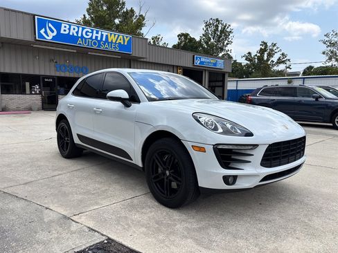 Used 2018 Porsche Macan S AWD/4WD image 3