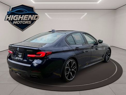Used 2022 BMW M550i xDrive w/ Executive Package AWD/4WD image 6