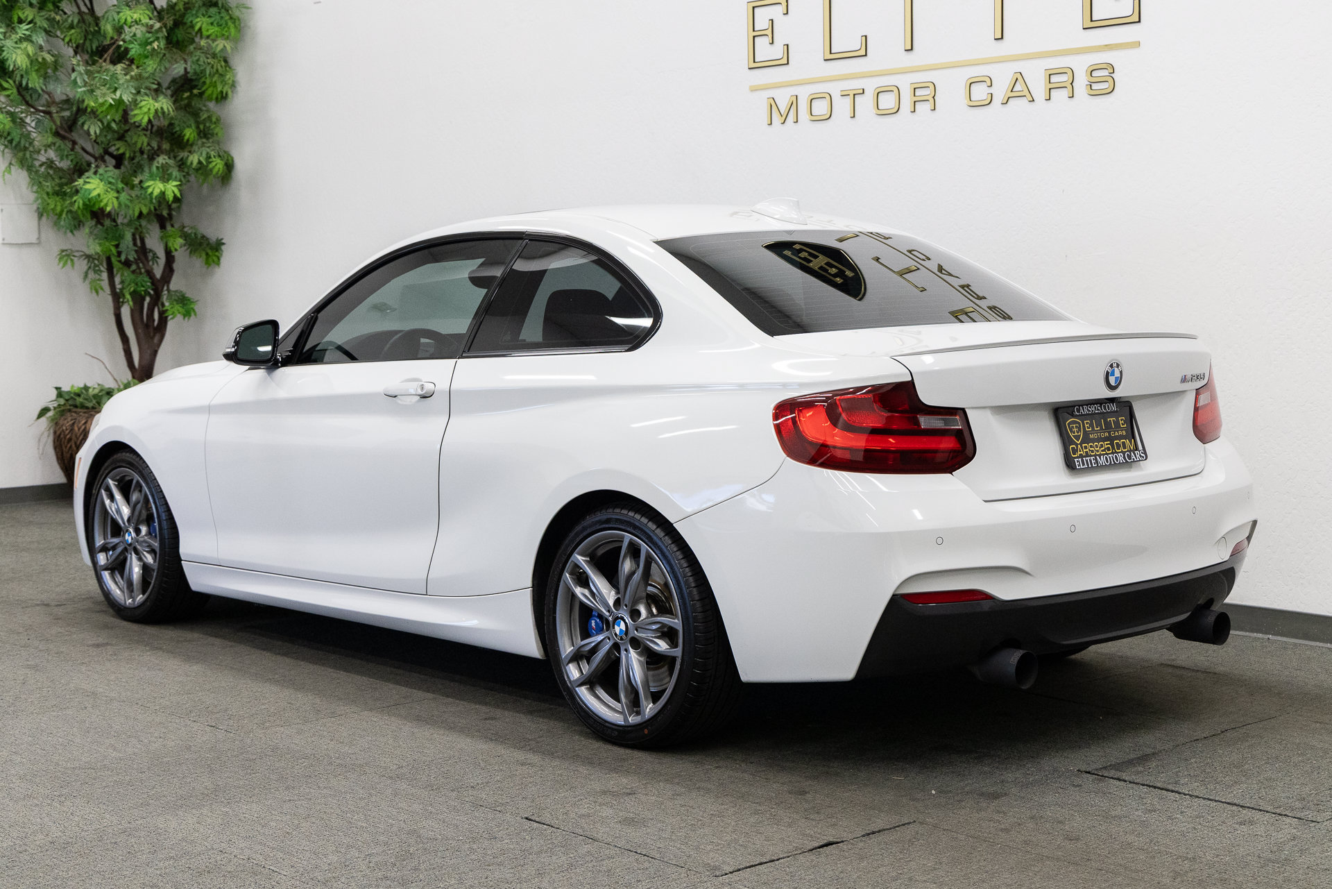 Used 2016 BMW M235i Coupe RWD image 3